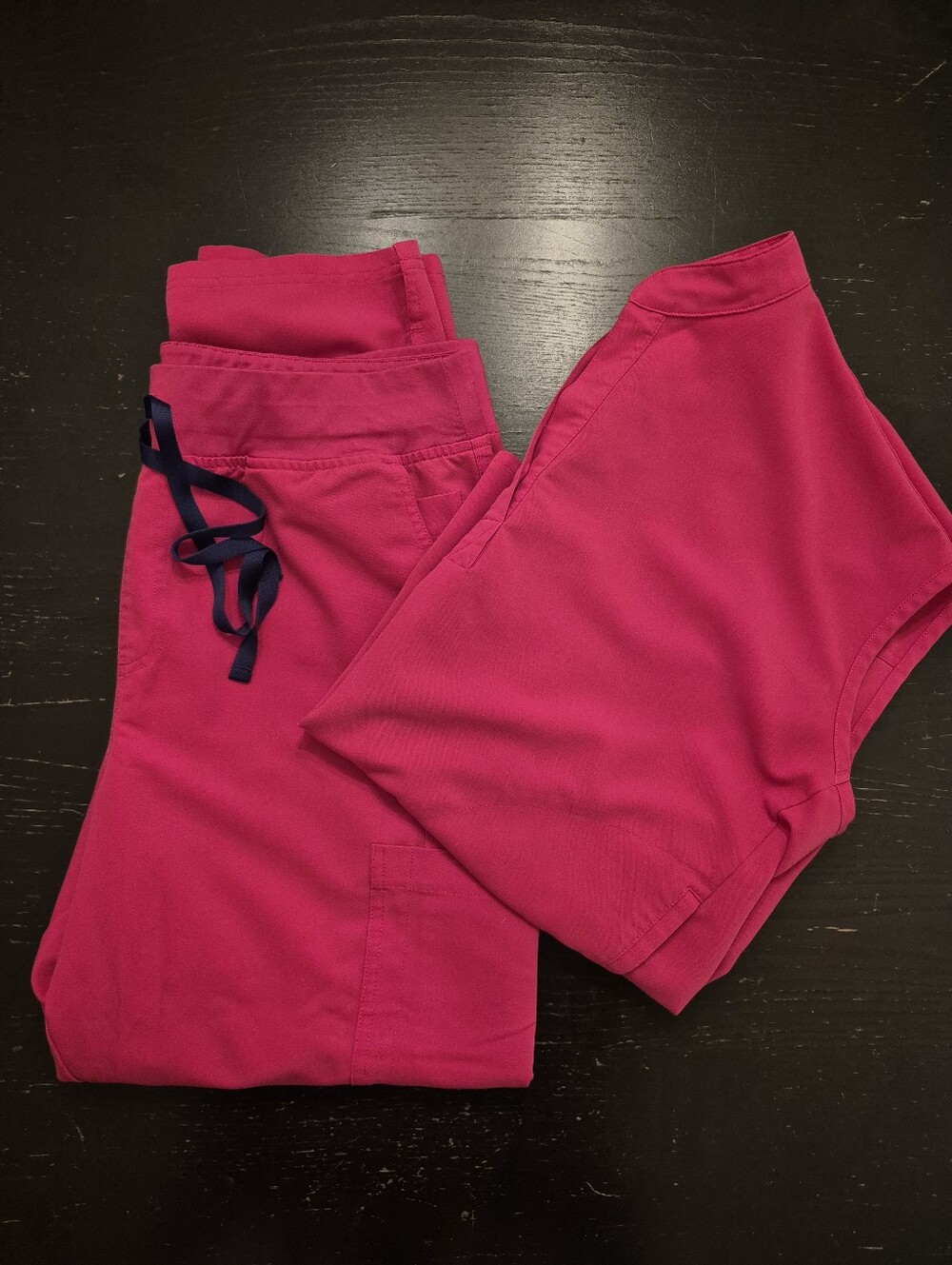 FIGS Scrub Set in Ultra Rose M/XL